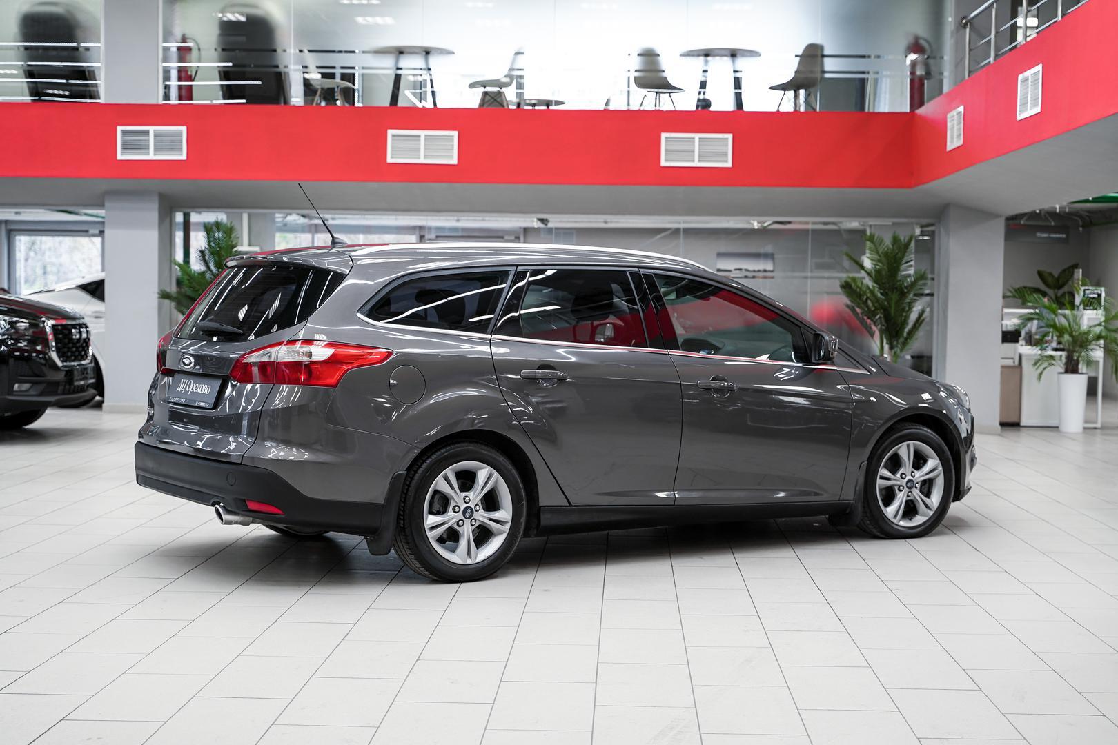 Ford Focus 2012, серый, ДЦ Орехово
