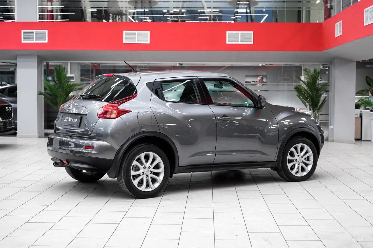 Nissan Juke 2011, серый, ДЦ Орехово