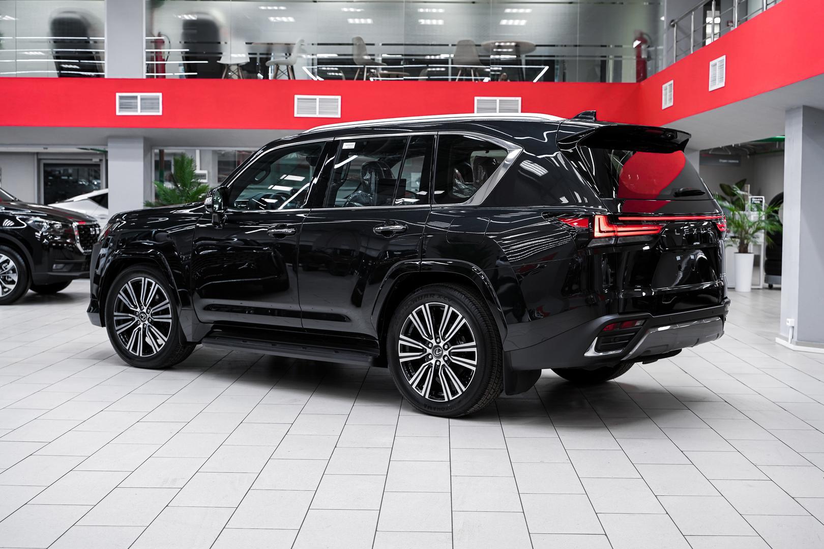 Lexus LX 2025, черный, ДЦ Орехово