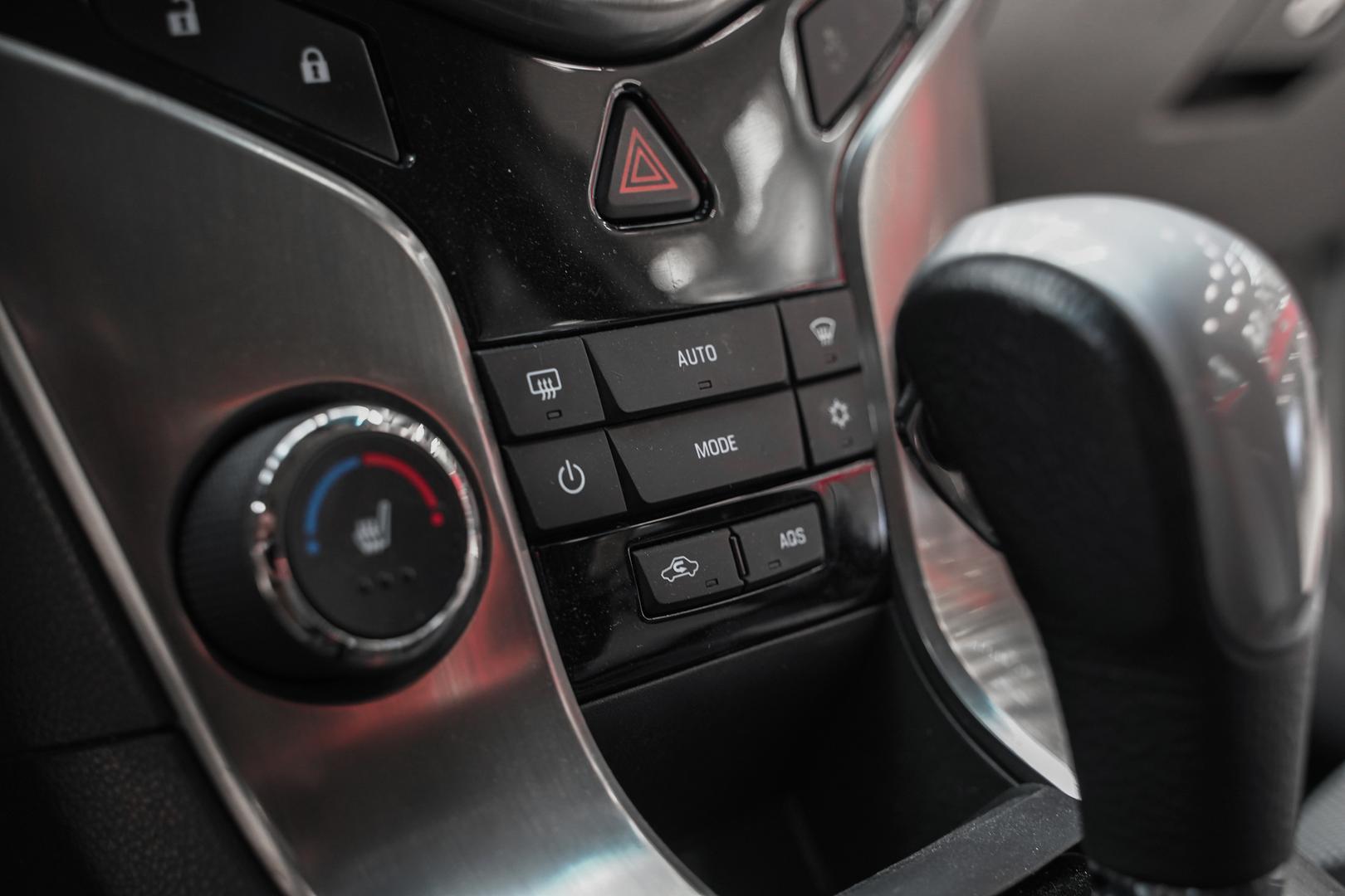 Chevrolet Cruze 2014, белый, ДЦ Орехово
