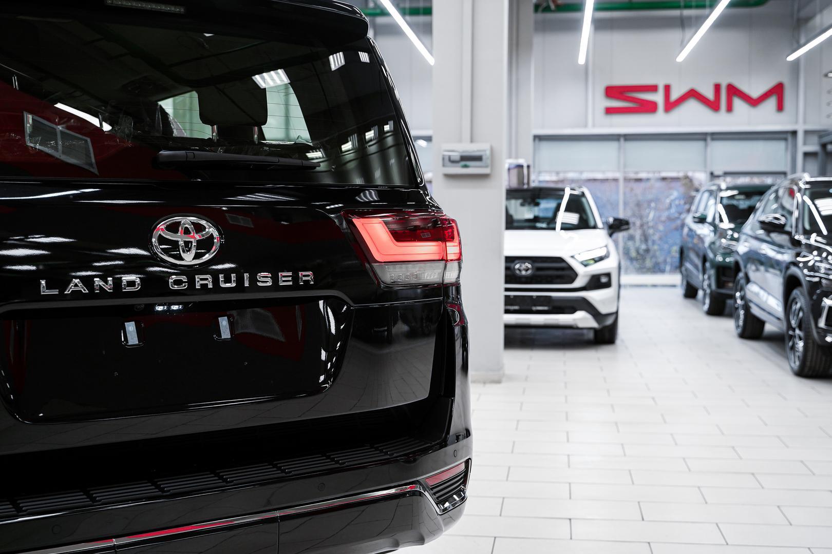 Toyota Land Cruiser 2025, черный, ДЦ Орехово