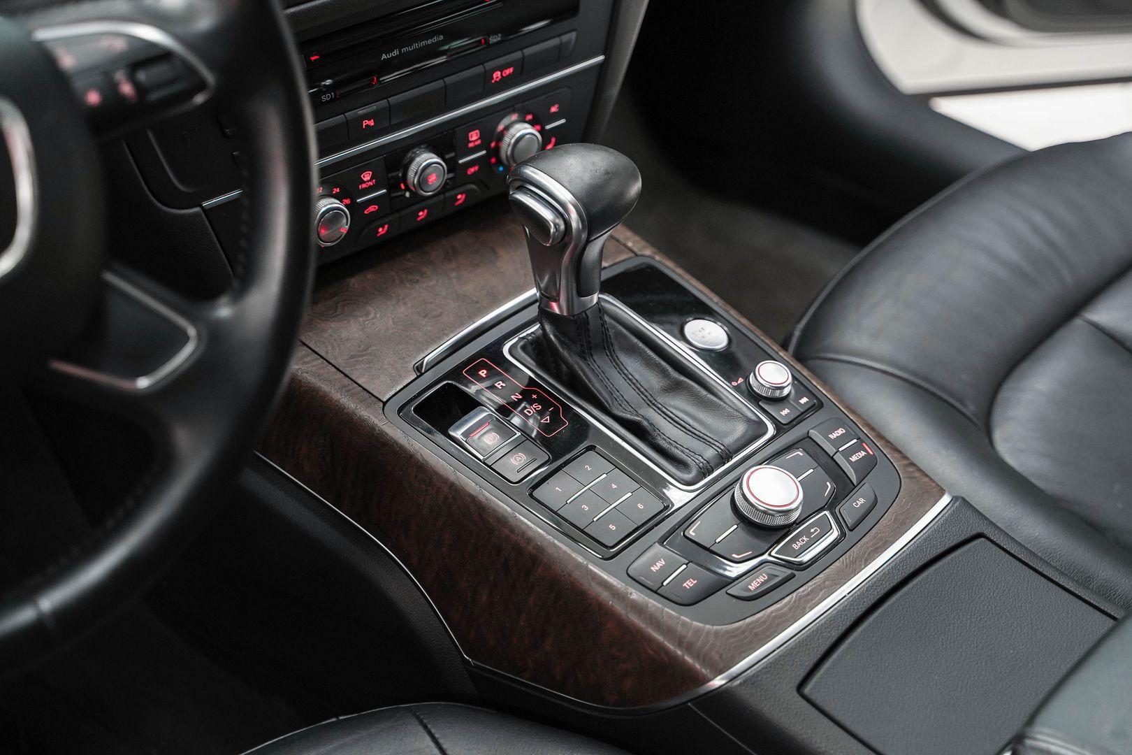 Audi A6 2012, белый, ДЦ Орехово