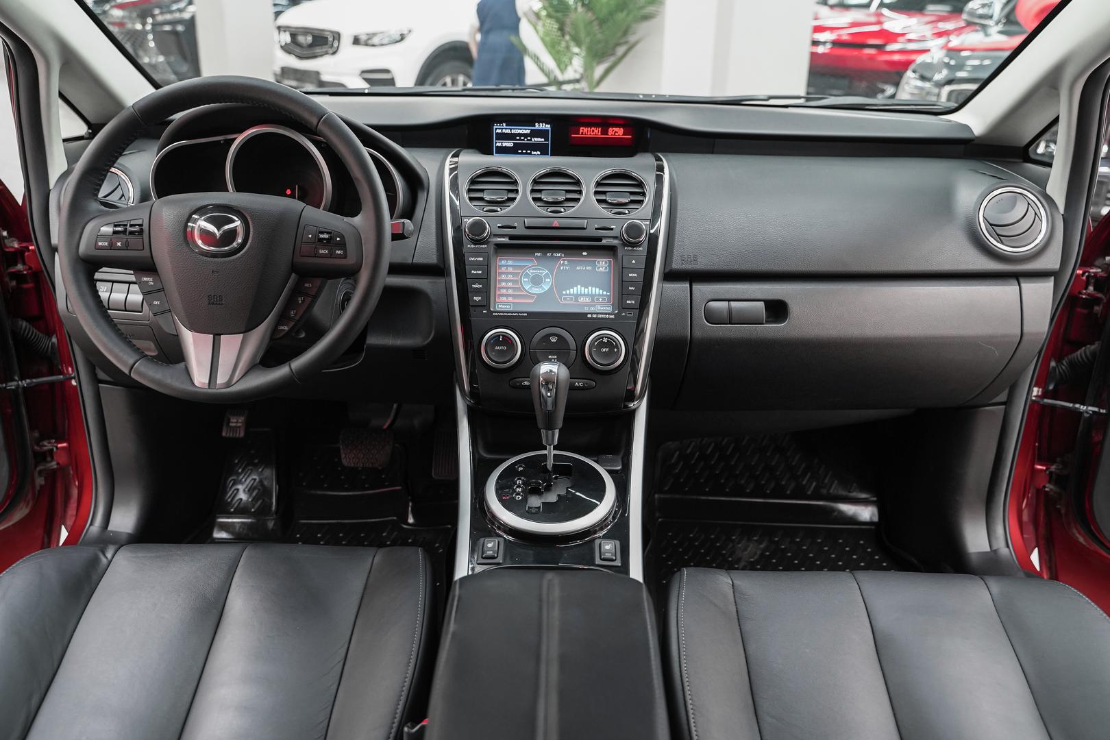 Mazda CX-7 2010, красный, ДЦ Орехово