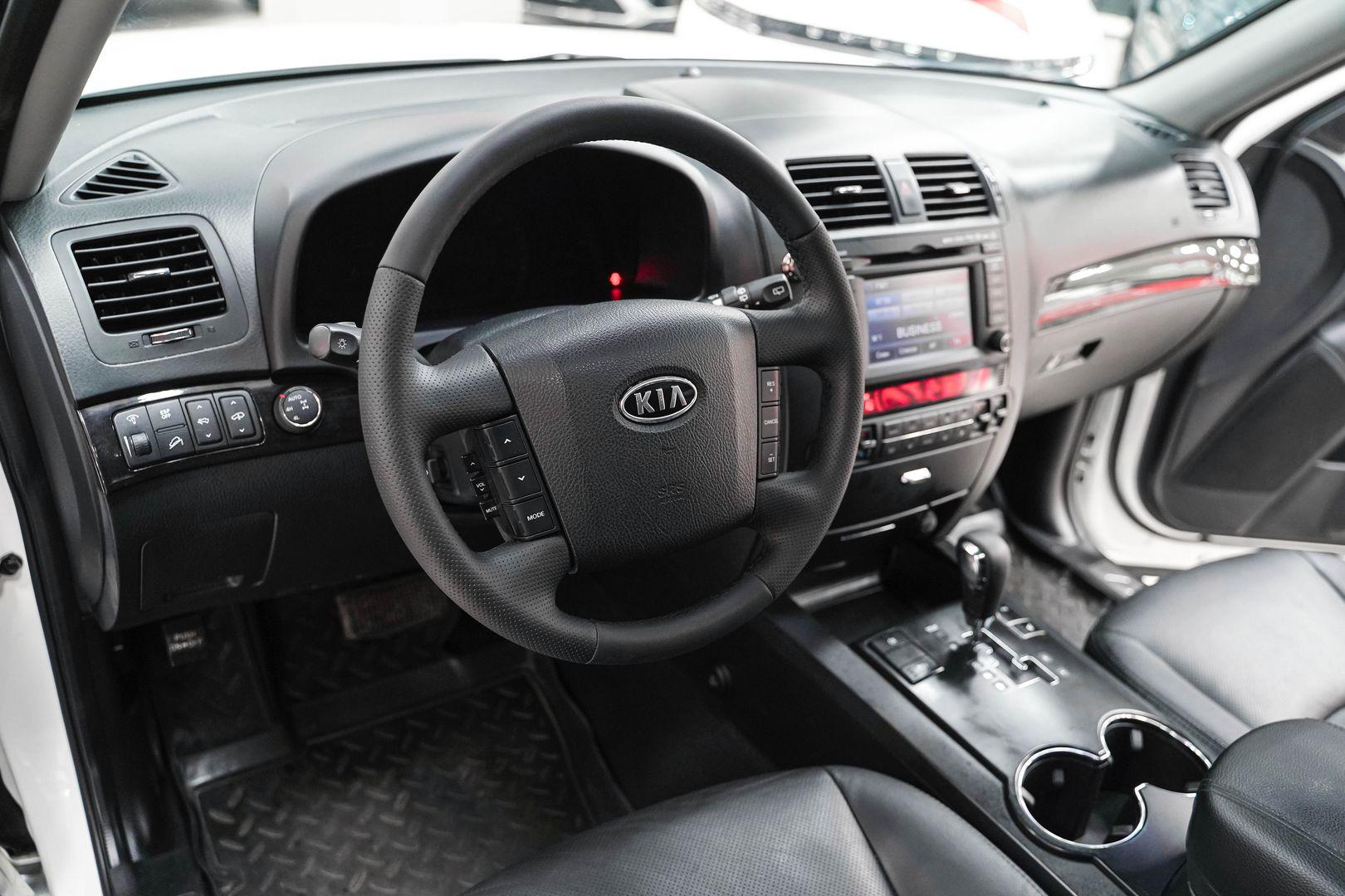 Kia Mohave 2011, белый, ДЦ Орехово