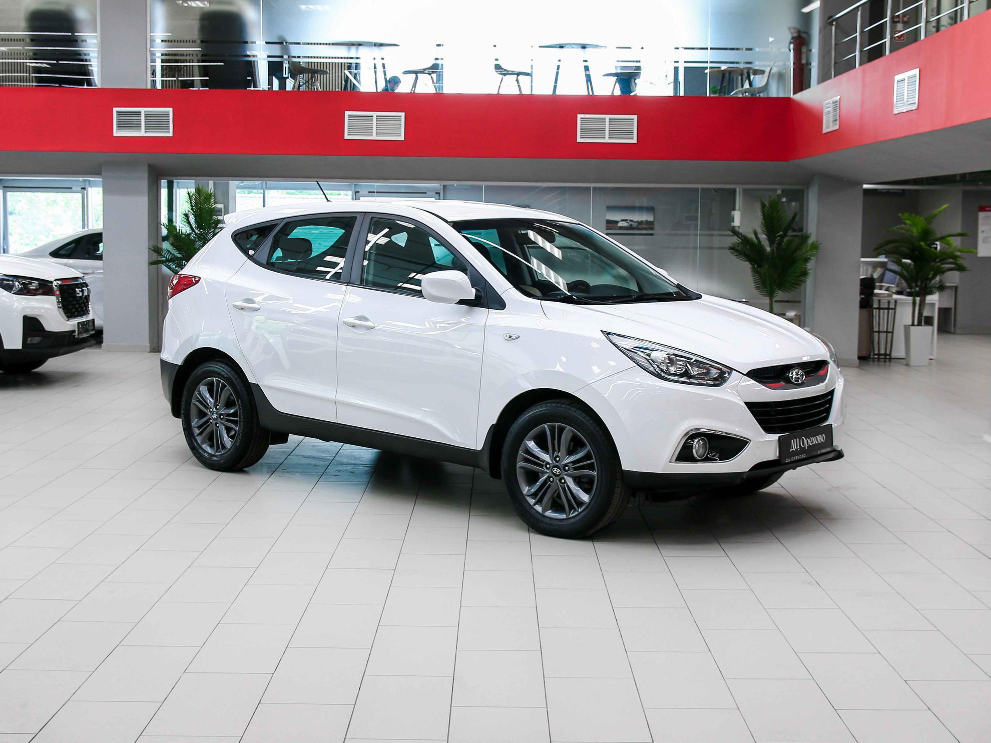Hyundai ix35 2015, белый, ДЦ Орехово