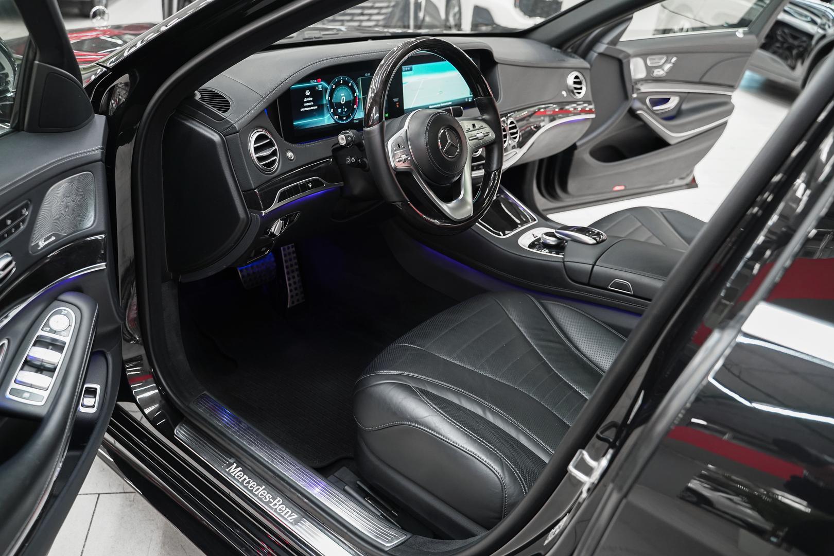 Mercedes-Benz S-Класс 2018, черный, ДЦ Орехово