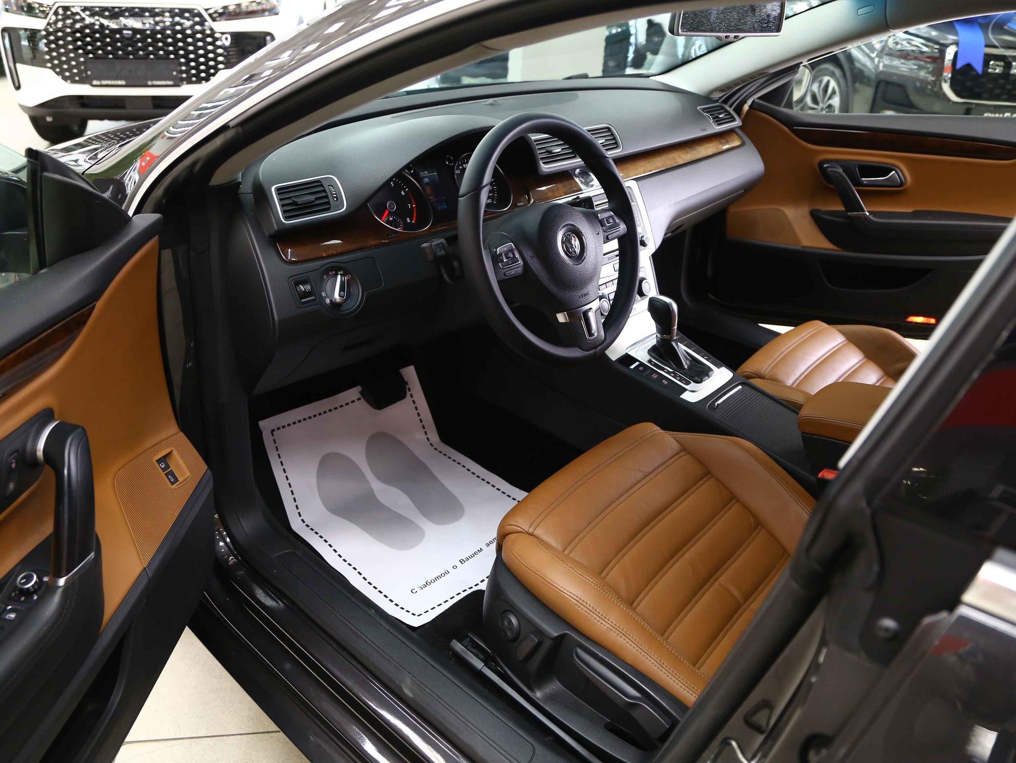 Volkswagen Passat CC 2011, черный, ДЦ Орехово