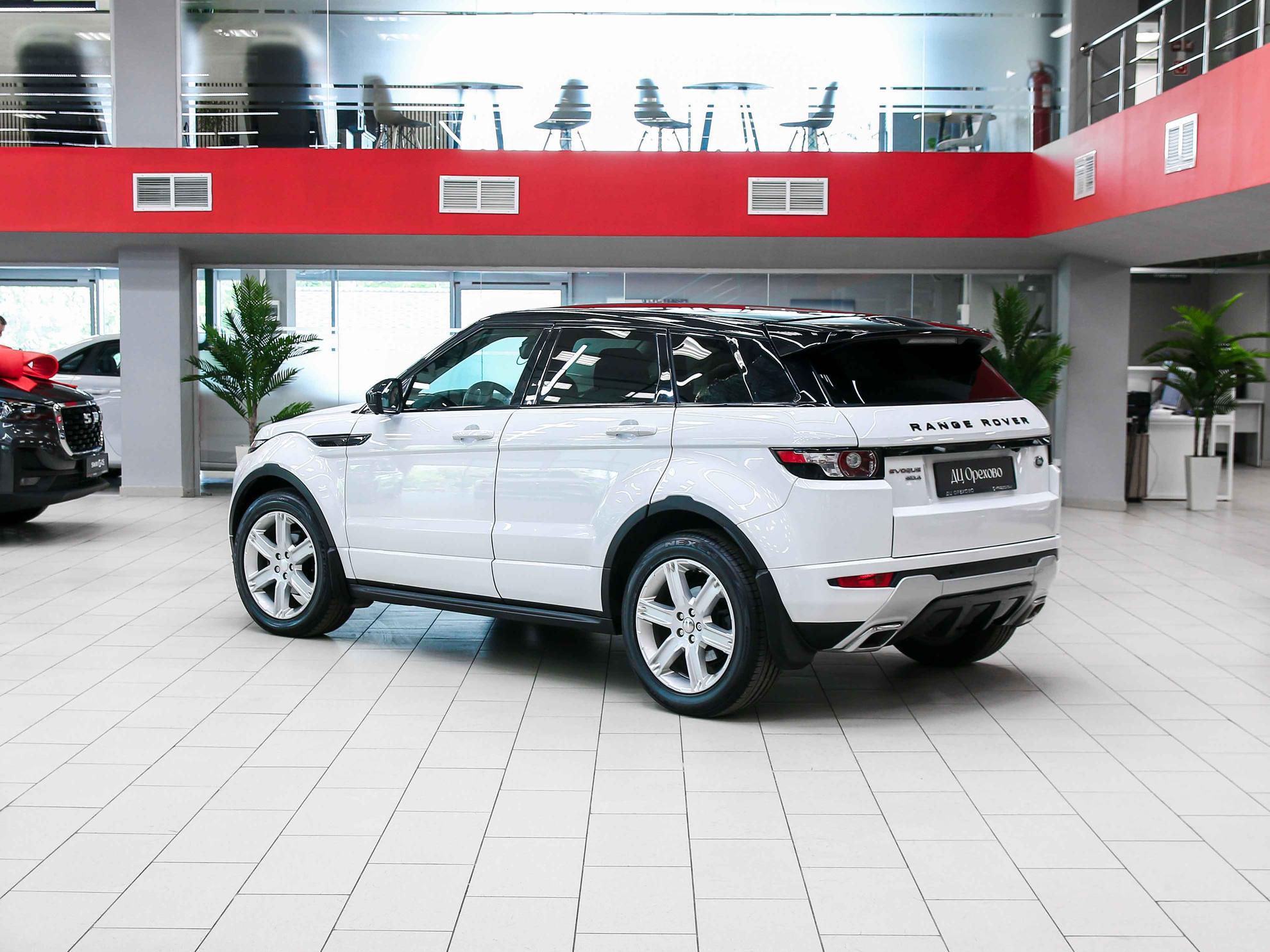 Land Rover Range Rover Evoque 2014, белый, ДЦ Орехово