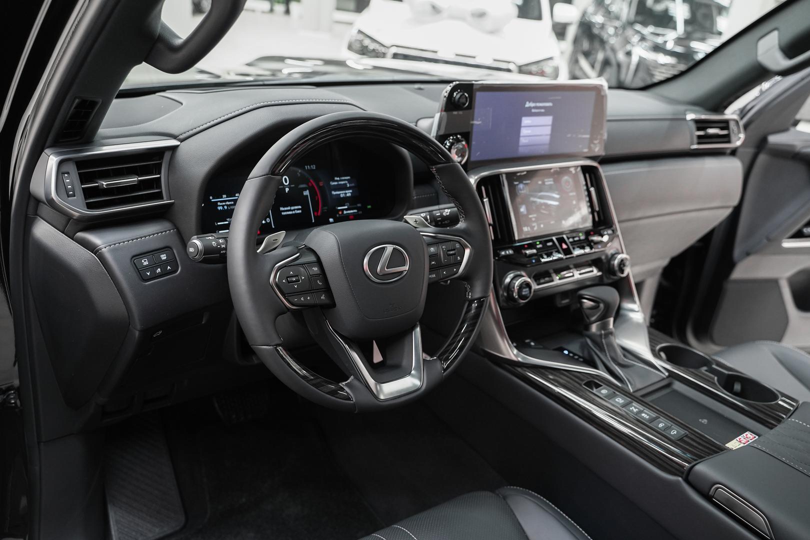 Lexus LX 2025, черный, ДЦ Орехово