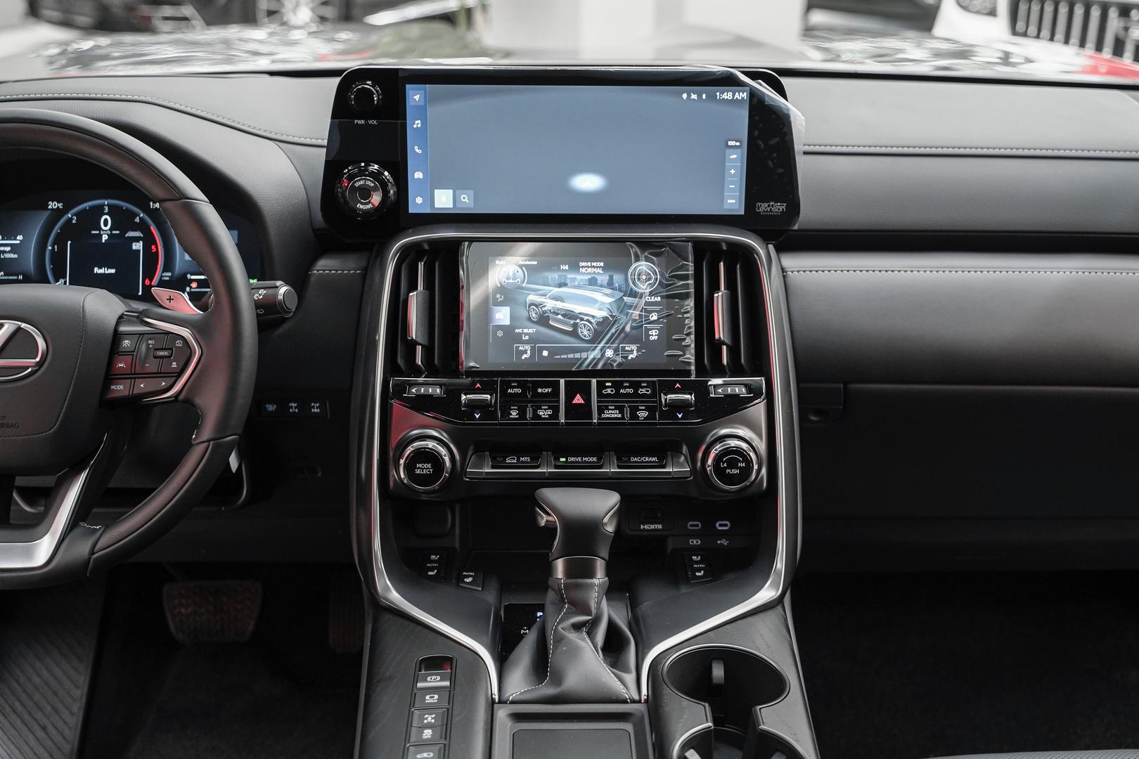 Lexus LX 2025, серый, ДЦ Орехово