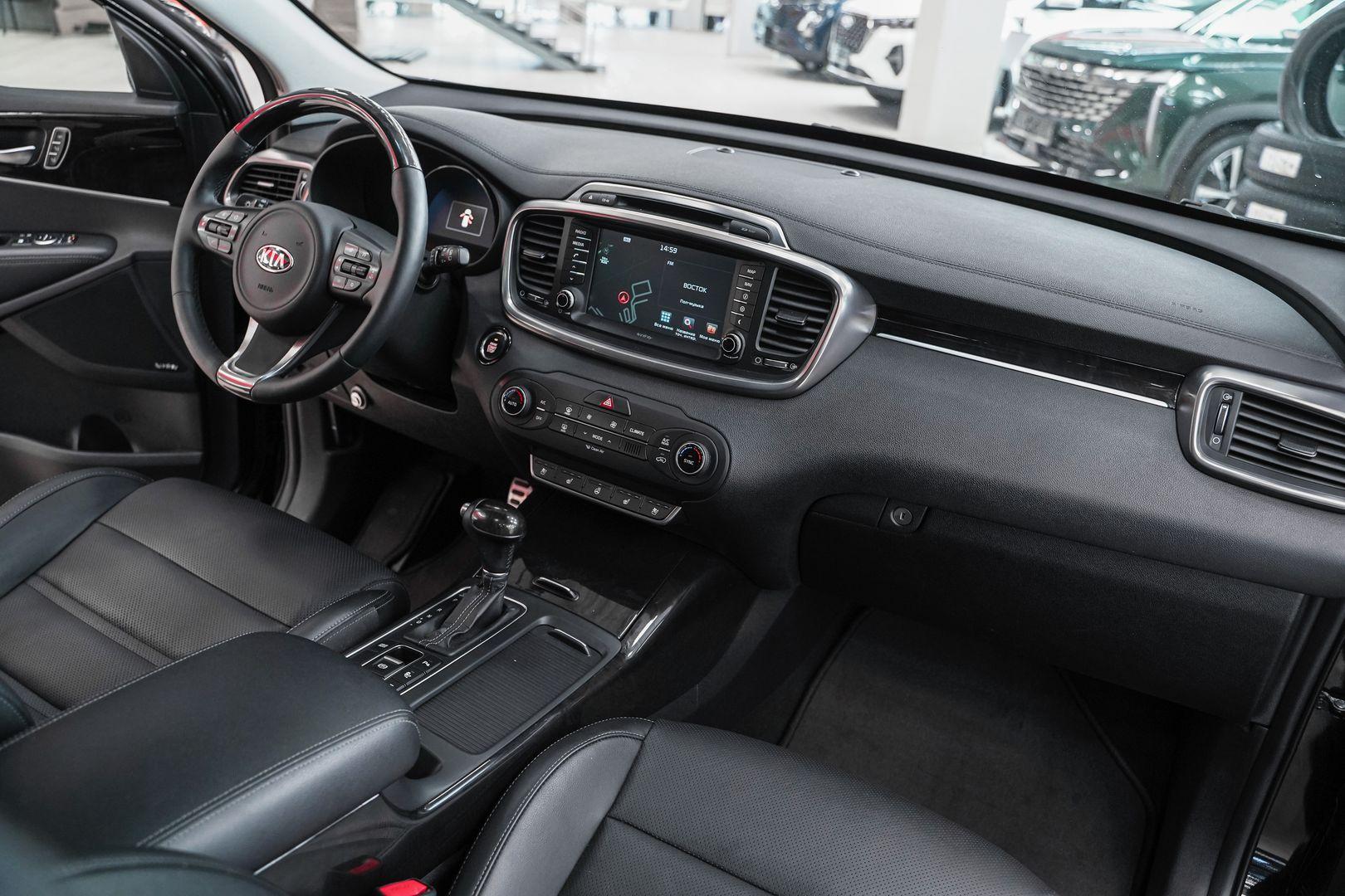 Kia Sorento 2017, черный, ДЦ Орехово