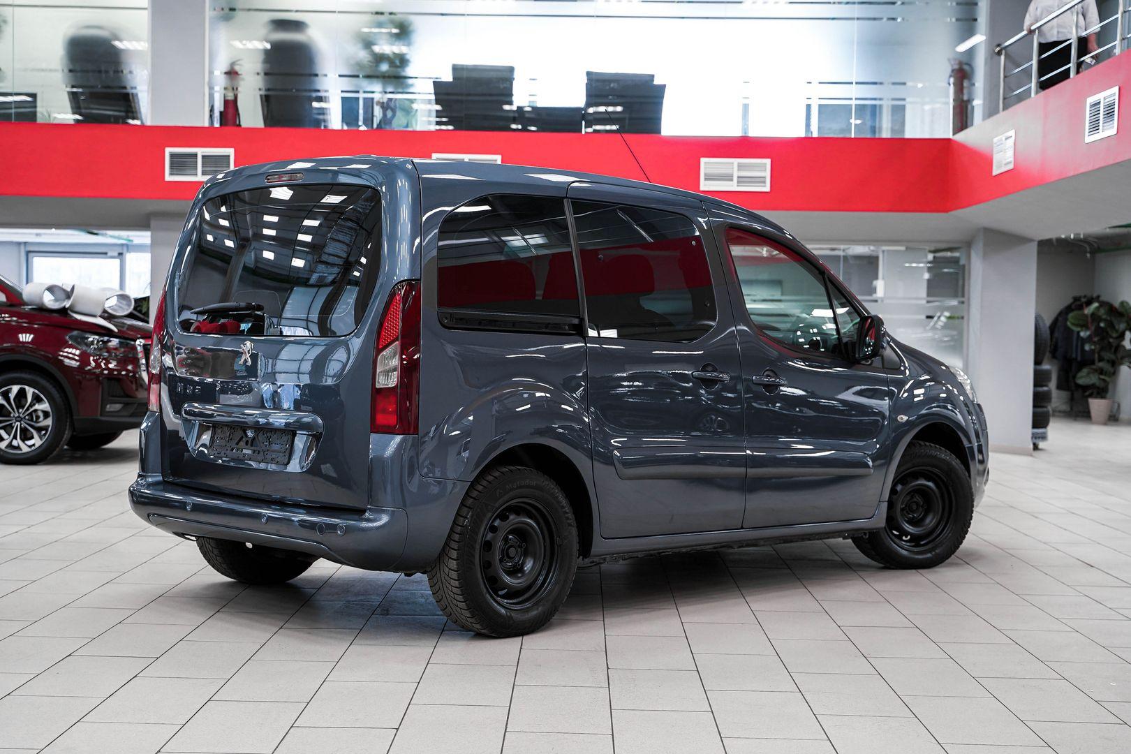 Peugeot Partner 2012, серый, ДЦ Орехово