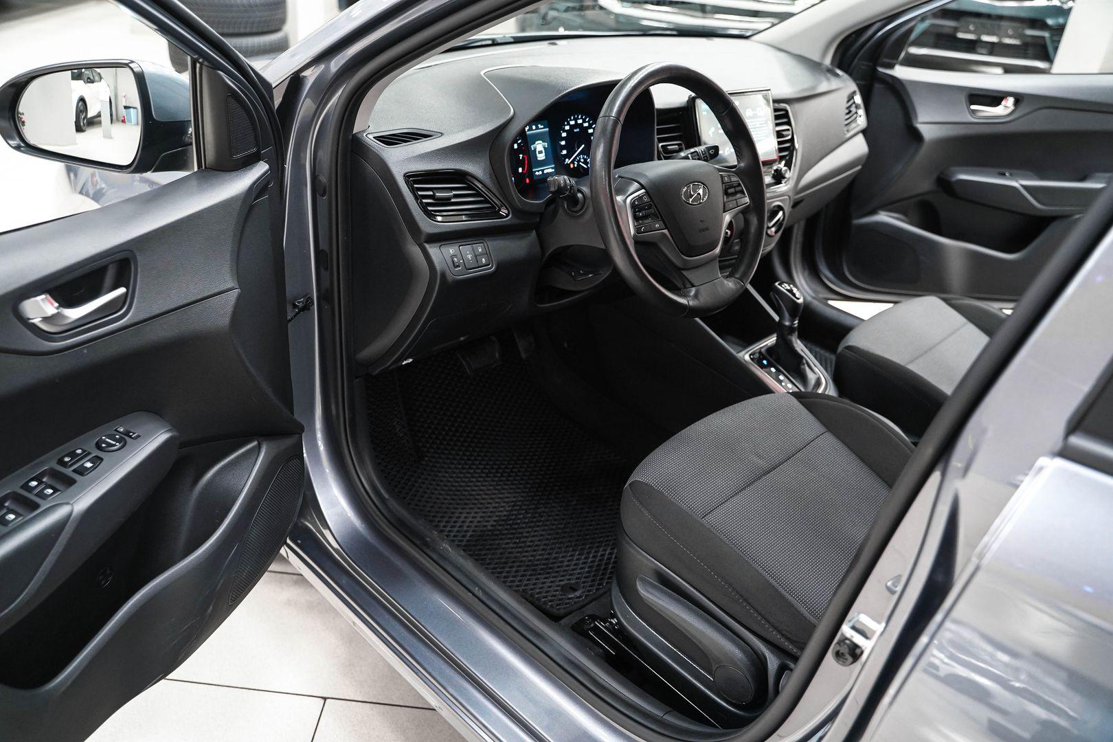 Hyundai Solaris 2020, серый, ДЦ Орехово