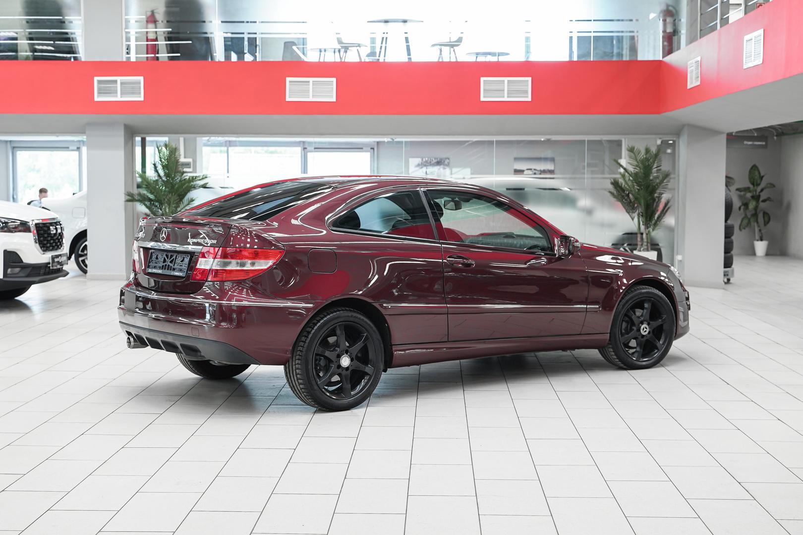Mercedes-Benz CLC-Класс 2009, красный, ДЦ Орехово