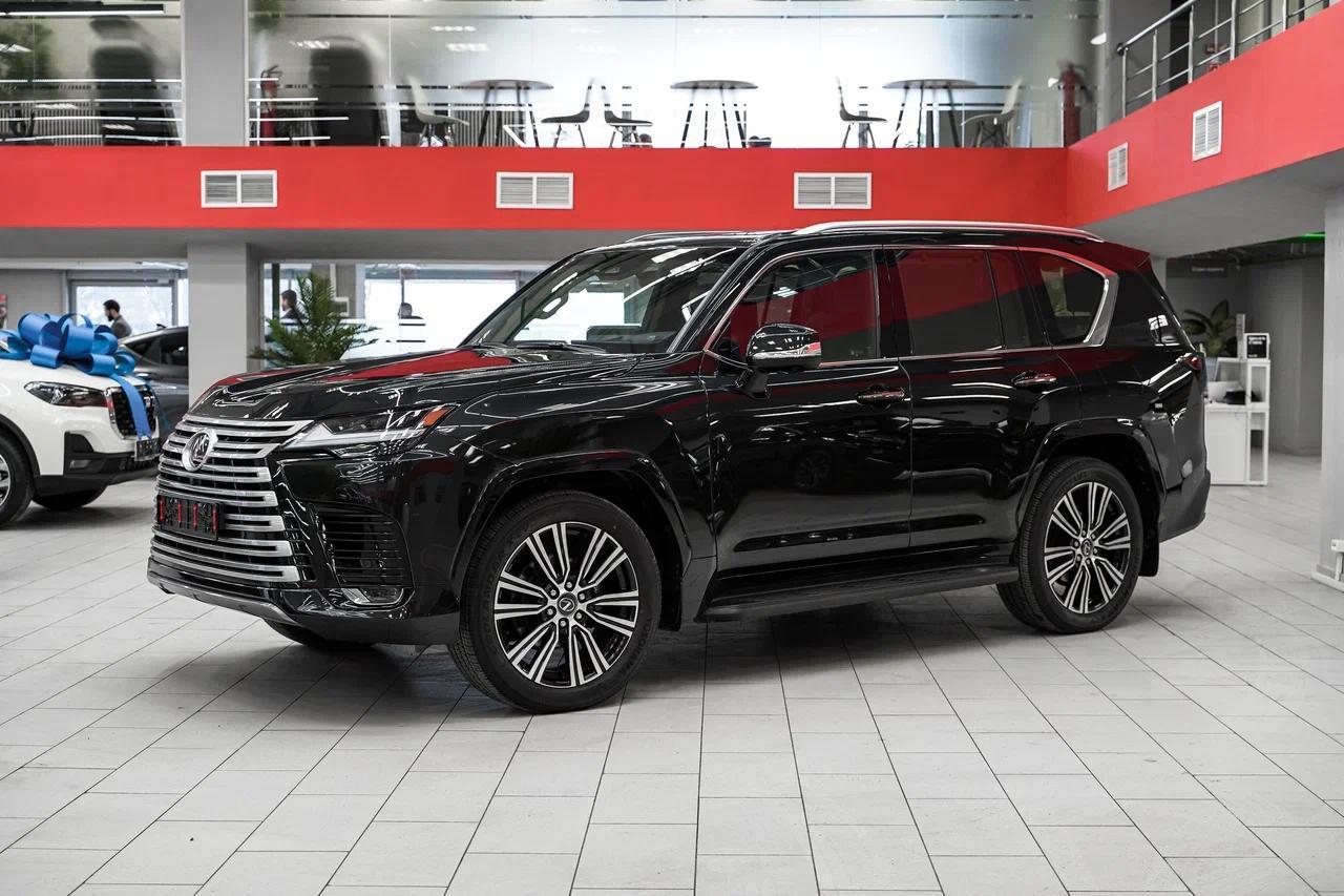 Lexus LX 2025, черный, ДЦ Орехово