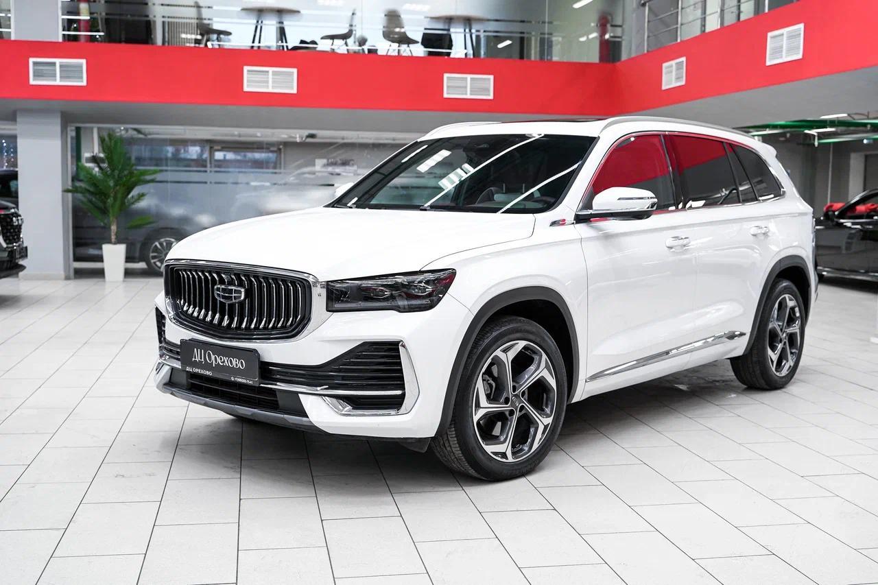 Geely Monjaro 2022, белый, ДЦ Орехово