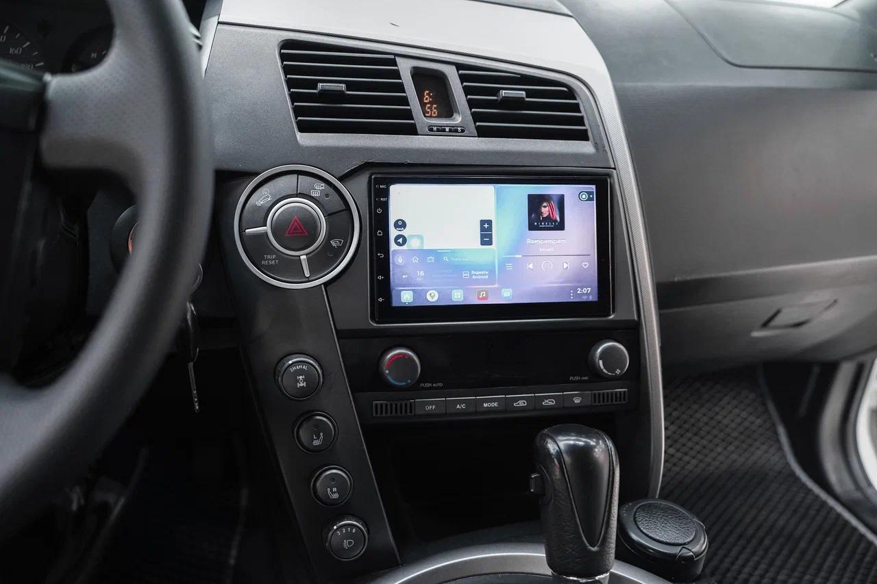 SsangYong Kyron 2011, белый, ДЦ Орехово