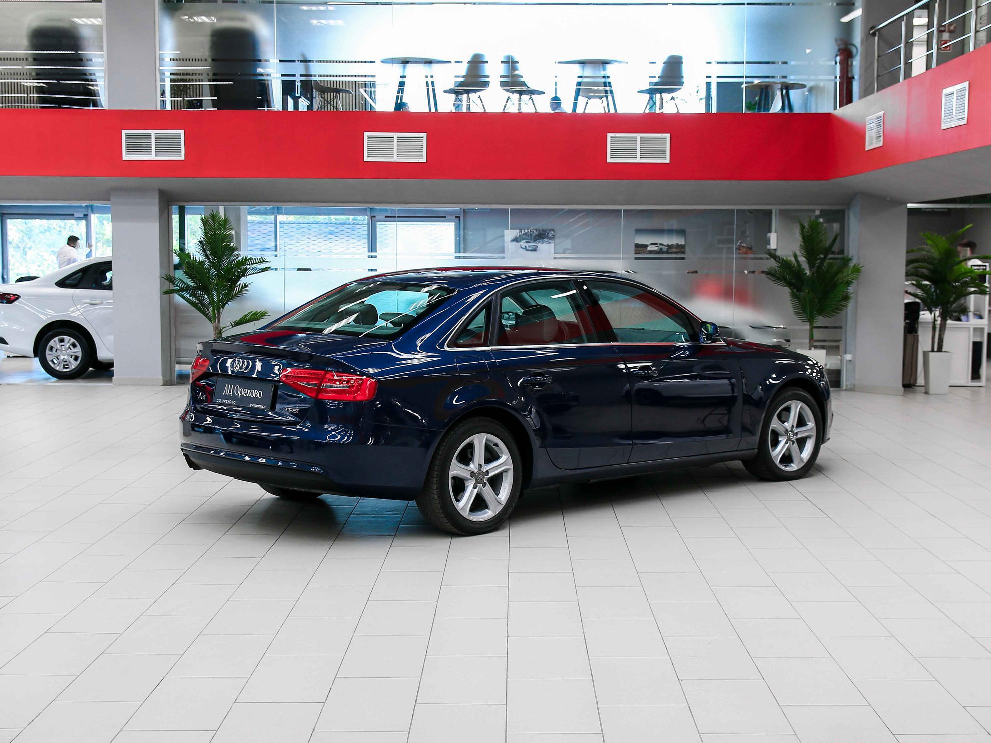 Audi A4 2012, синий, ДЦ Орехово