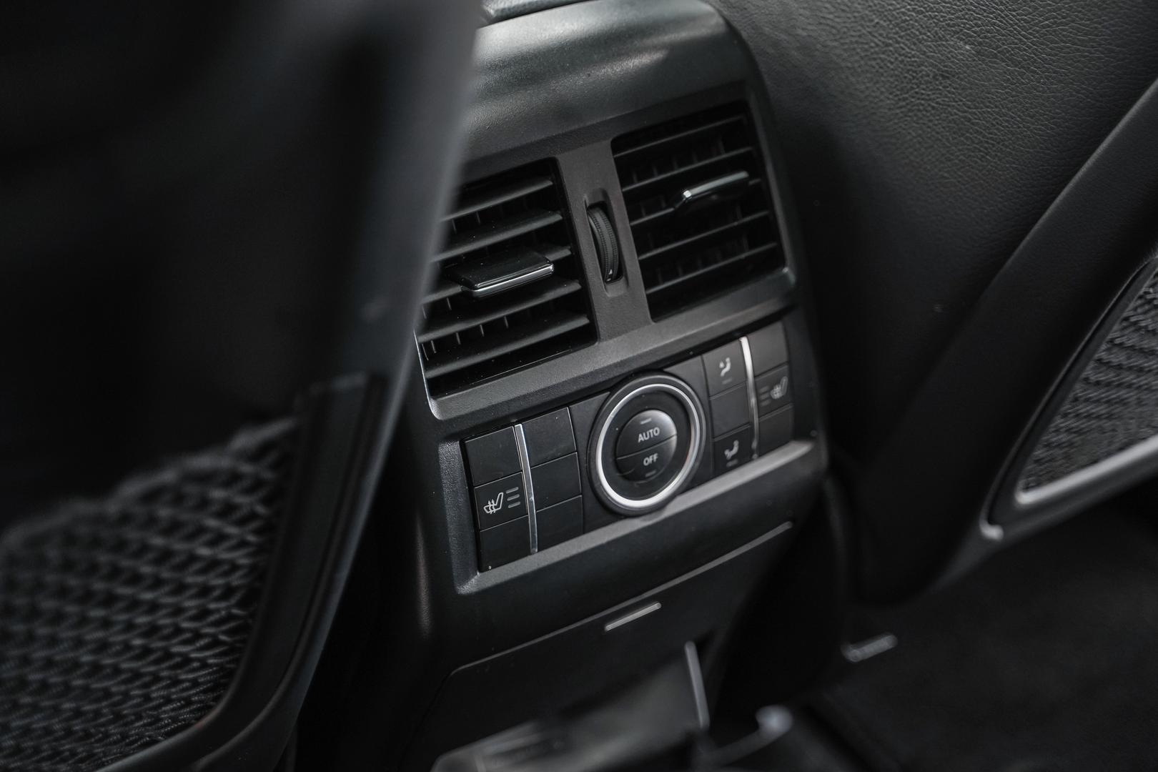 Mercedes-Benz GLS 2016, белый, ДЦ Орехово