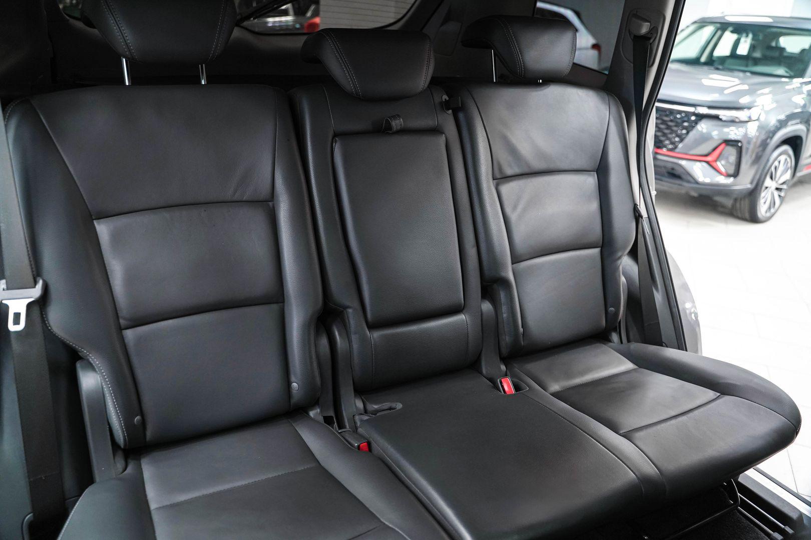 Subaru Tribeca 2011, серебряный, ДЦ Орехово