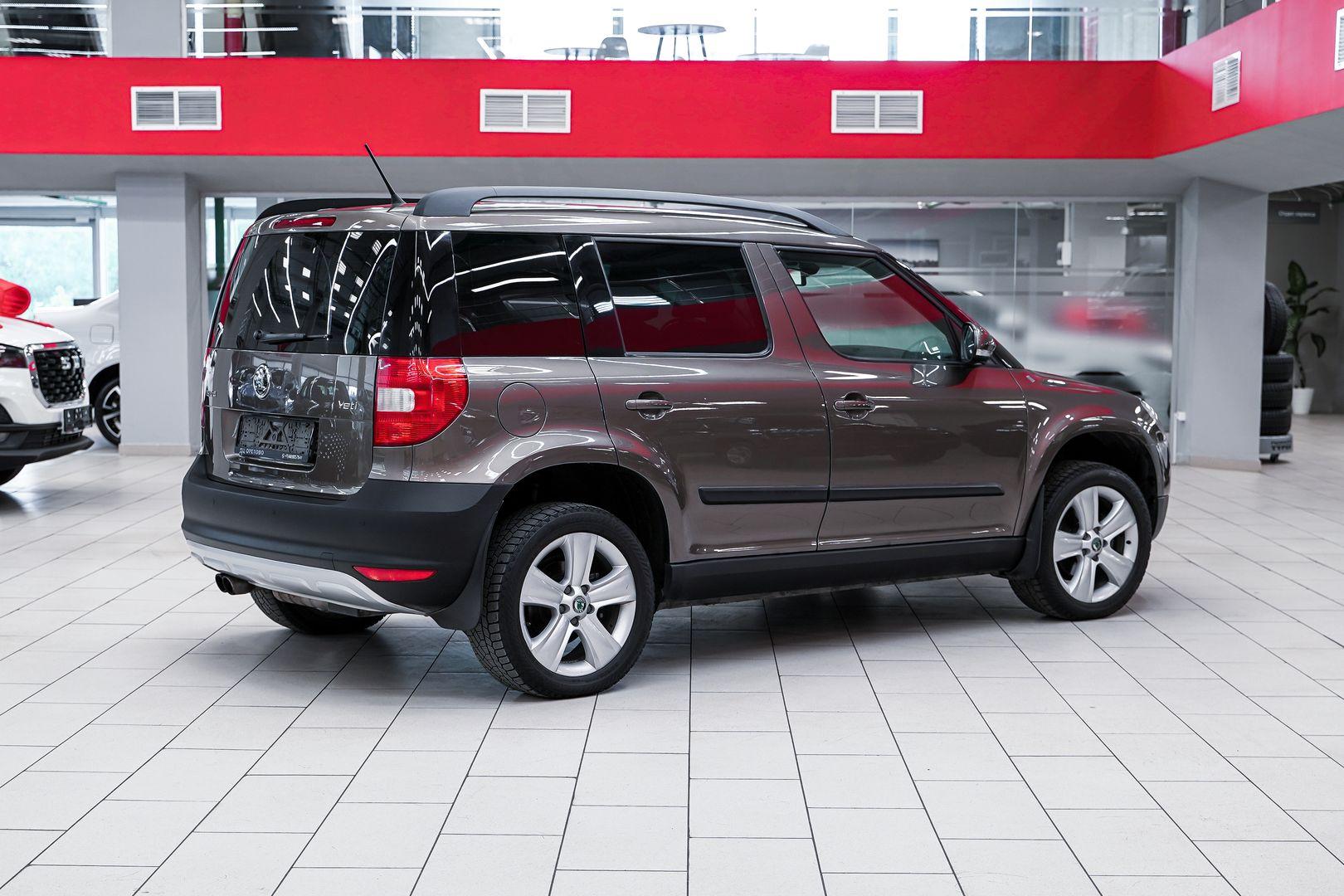 Skoda Yeti 2012, коричневый, ДЦ Орехово