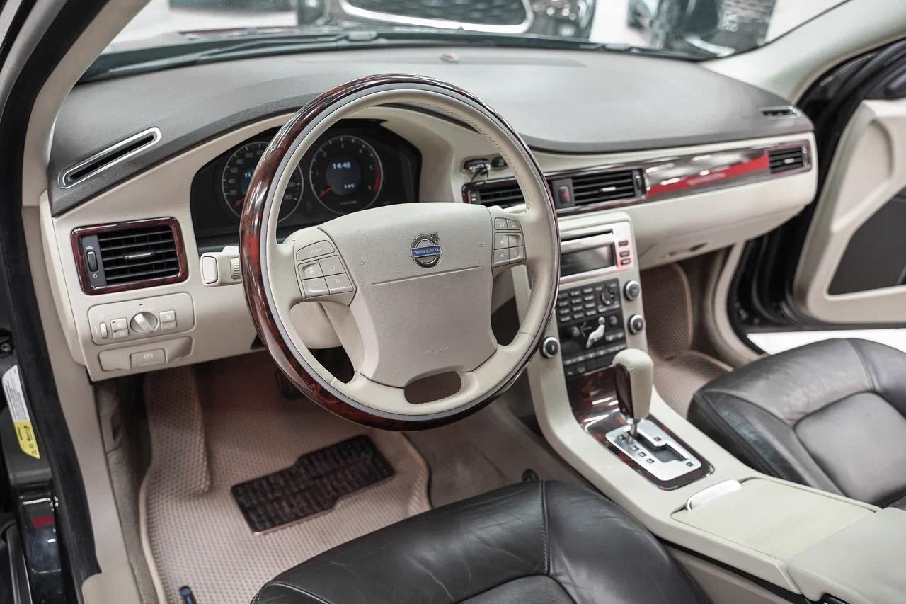 Volvo XC70 2008, черный, ДЦ Орехово