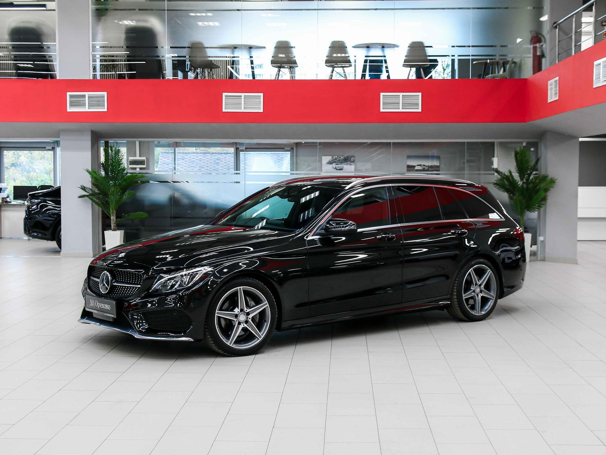 Mercedes-Benz C-Класс 2015, черный, ДЦ Орехово