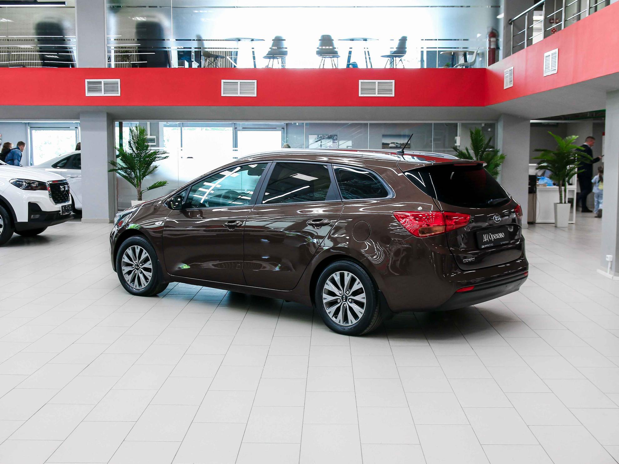 Kia Ceed 2013, коричневый, ДЦ Орехово