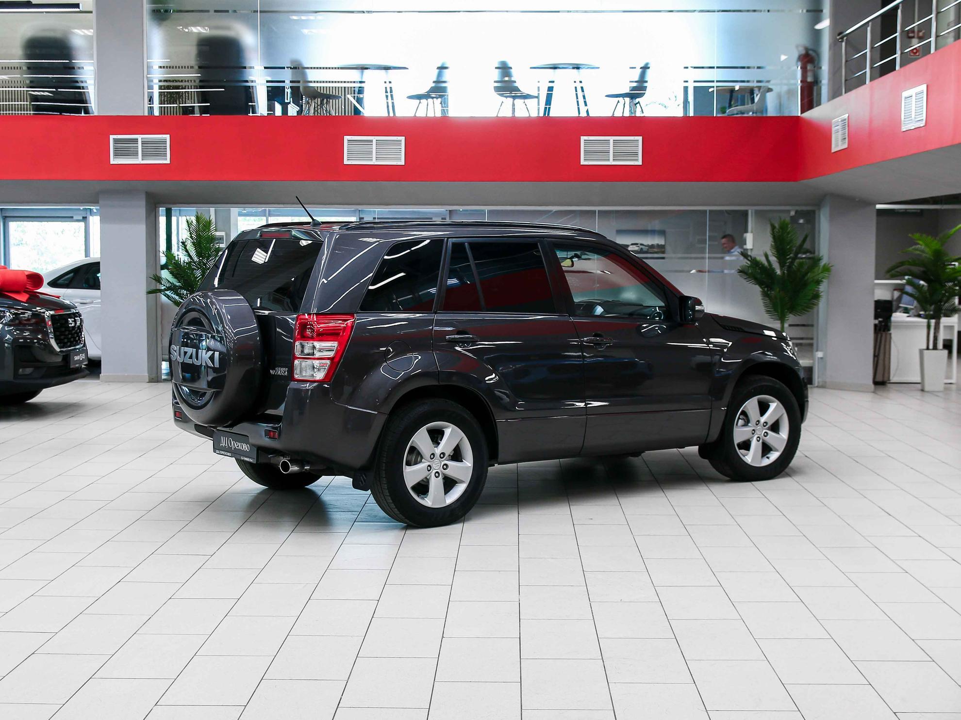 Suzuki Grand Vitara 2010, серый, ДЦ Орехово