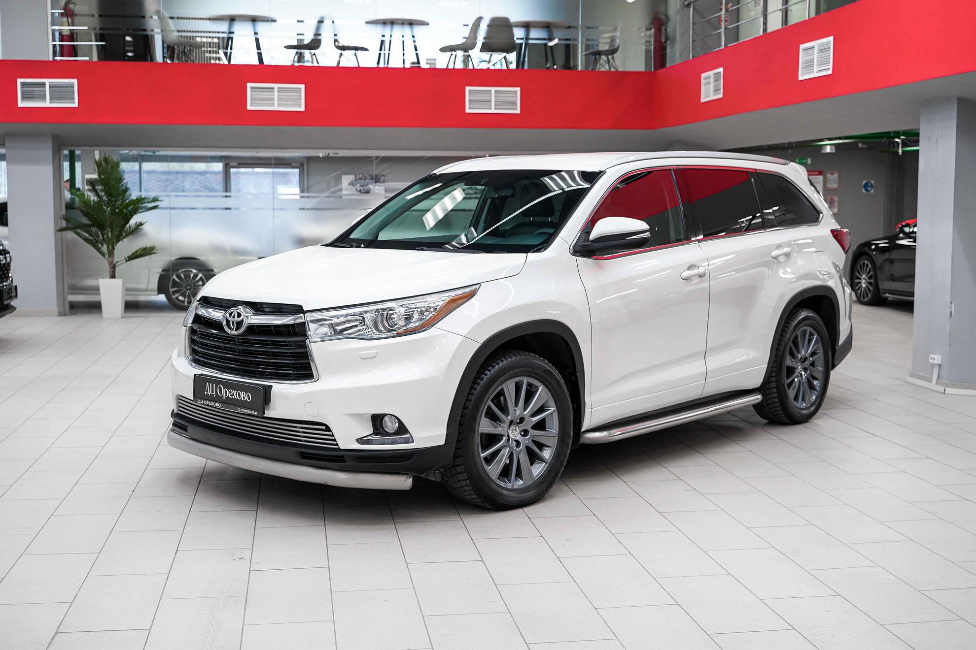 Toyota Highlander 2014, белый, ДЦ Орехово