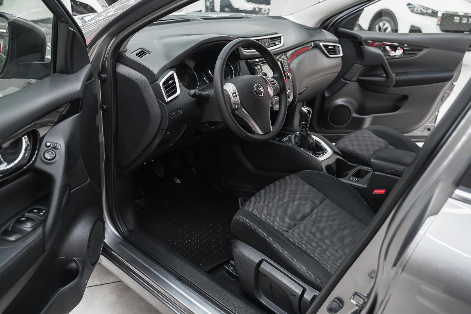 Nissan Qashqai 2014, серый, ДЦ Орехово