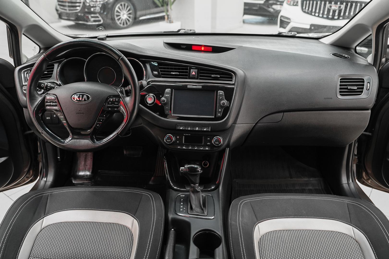 Kia Ceed 2017, коричневый, ДЦ Орехово