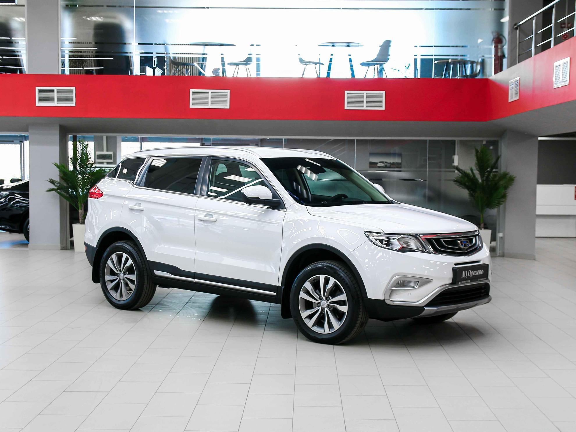 Geely Atlas 2019, белый, ДЦ Орехово