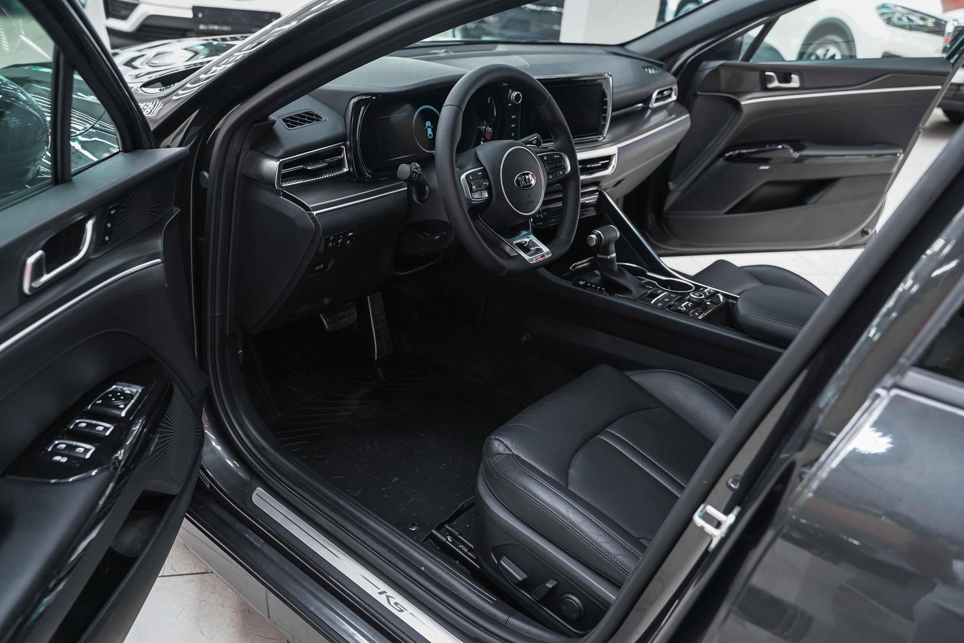 Kia K5 2021, серый, ДЦ Орехово