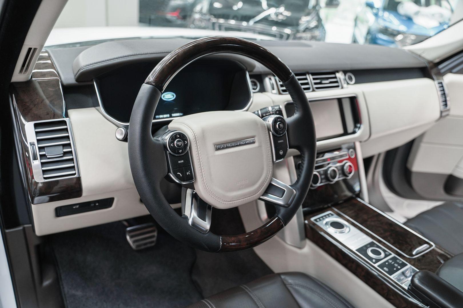 Land Rover Range Rover 2013, белый, ДЦ Орехово