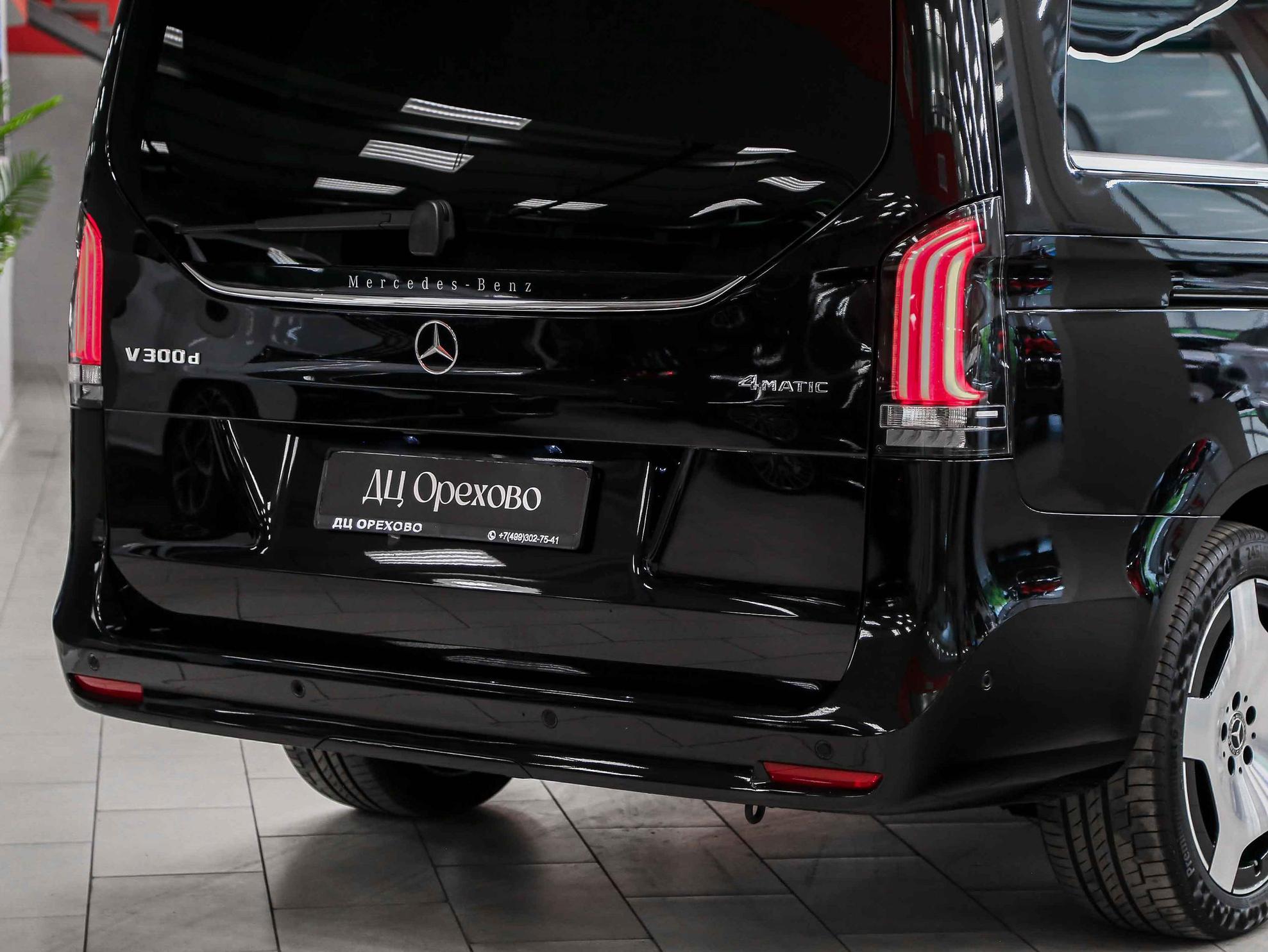 Mercedes-Benz V-Класс 2026, черный, ДЦ Орехово