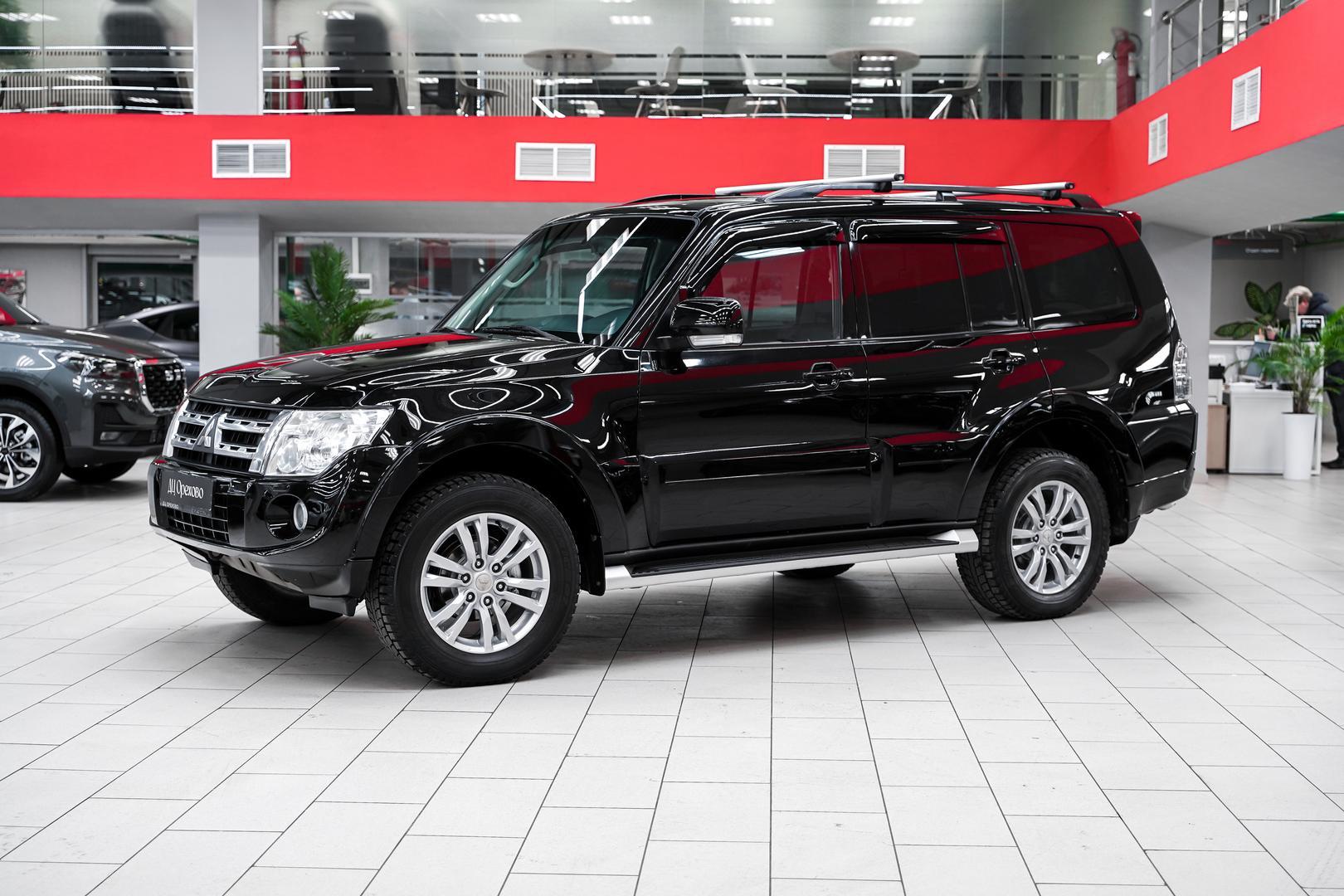 Mitsubishi Pajero 2012, черный, ДЦ Орехово