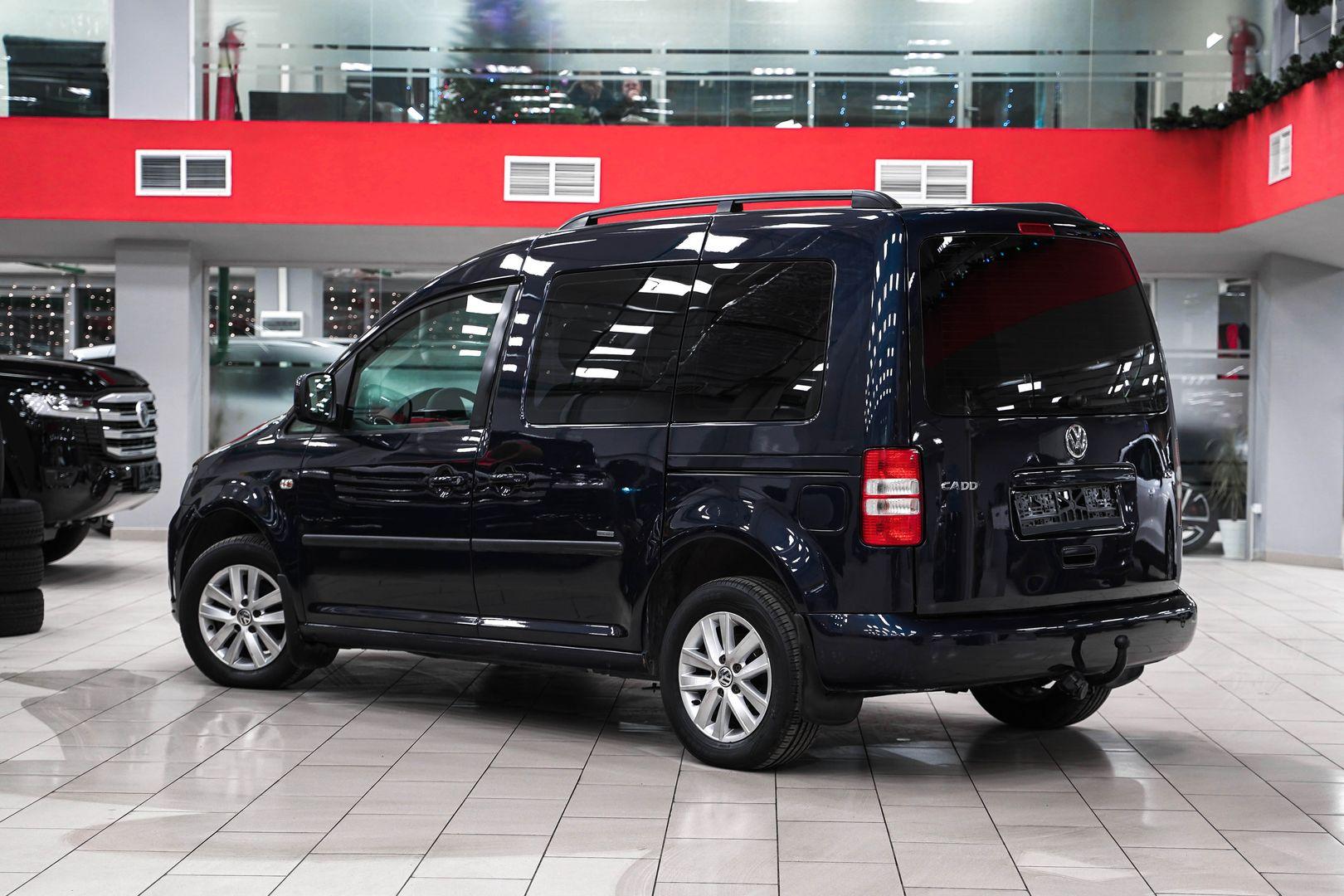 Volkswagen Caddy 2013, синий, ДЦ Орехово