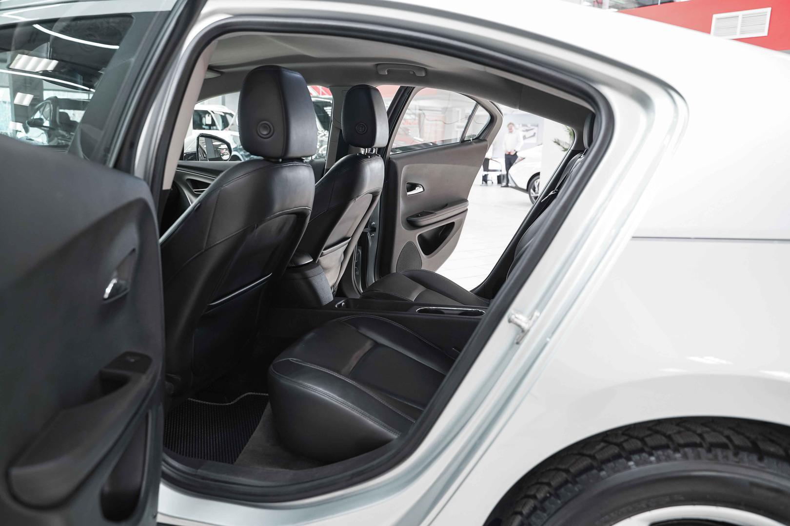 Chevrolet Volt 2011, серый, ДЦ Орехово
