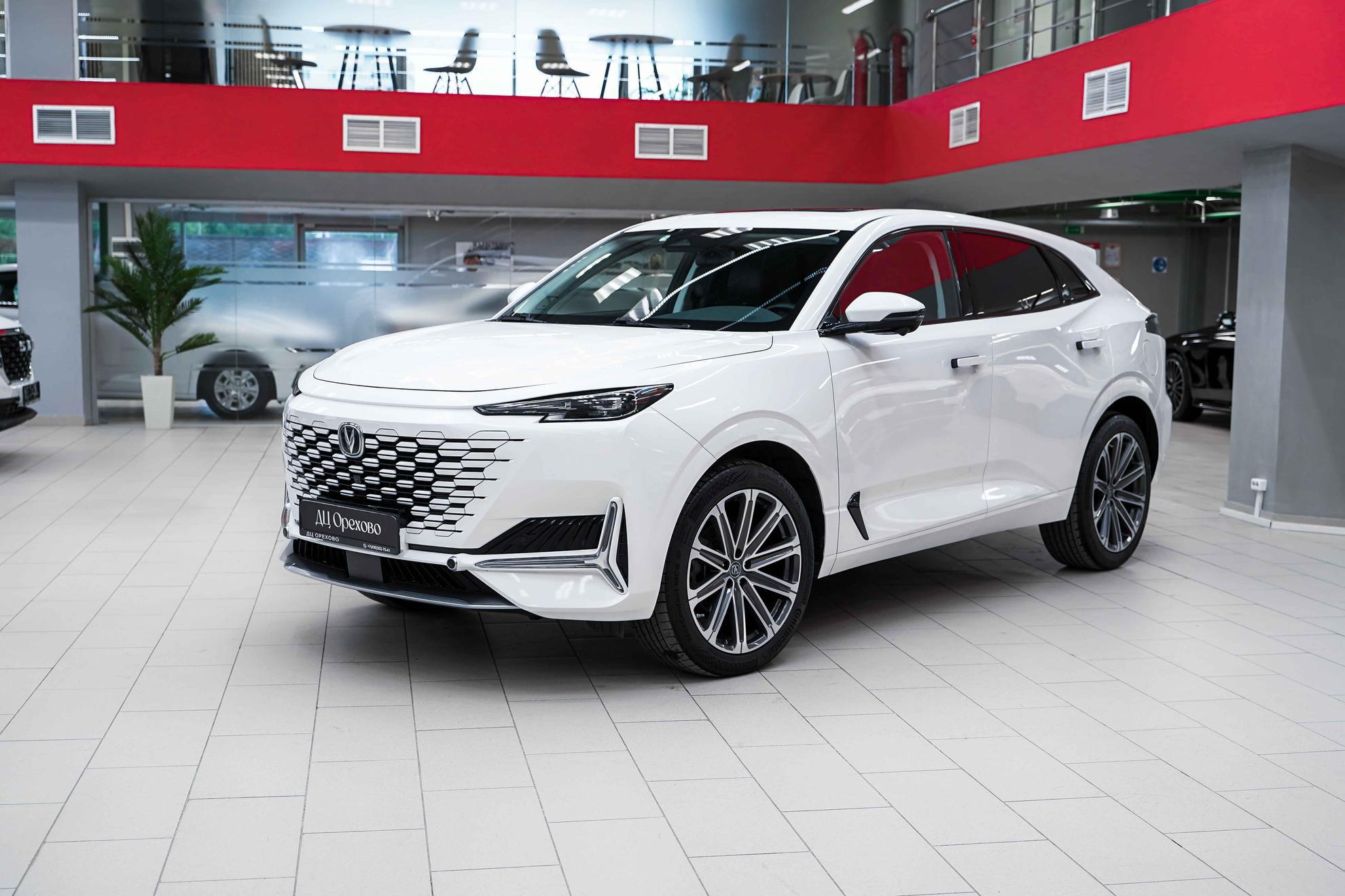 Changan UNI-K 2023, белый, ДЦ Орехово