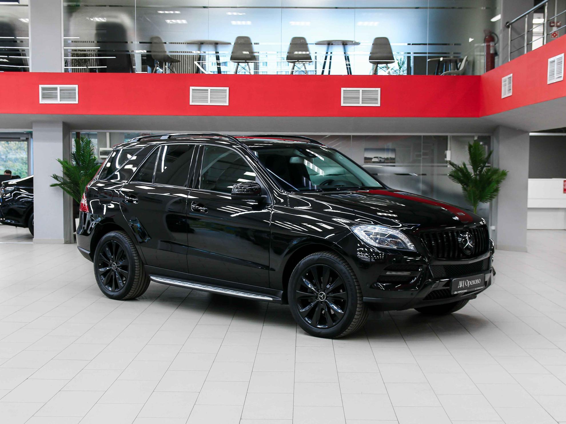Mercedes-Benz M-Класс 2013, черный, ДЦ Орехово