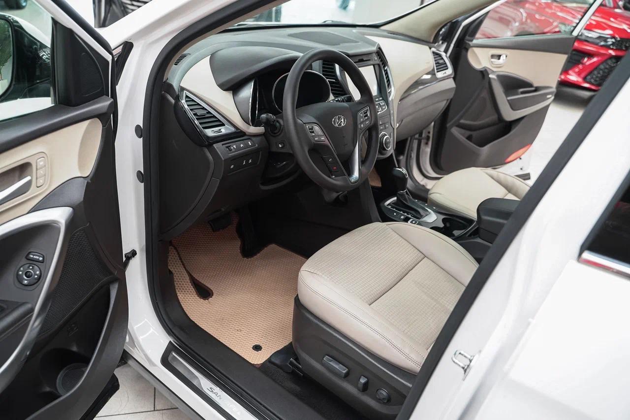 Hyundai Santa Fe 2013, белый, ДЦ Орехово