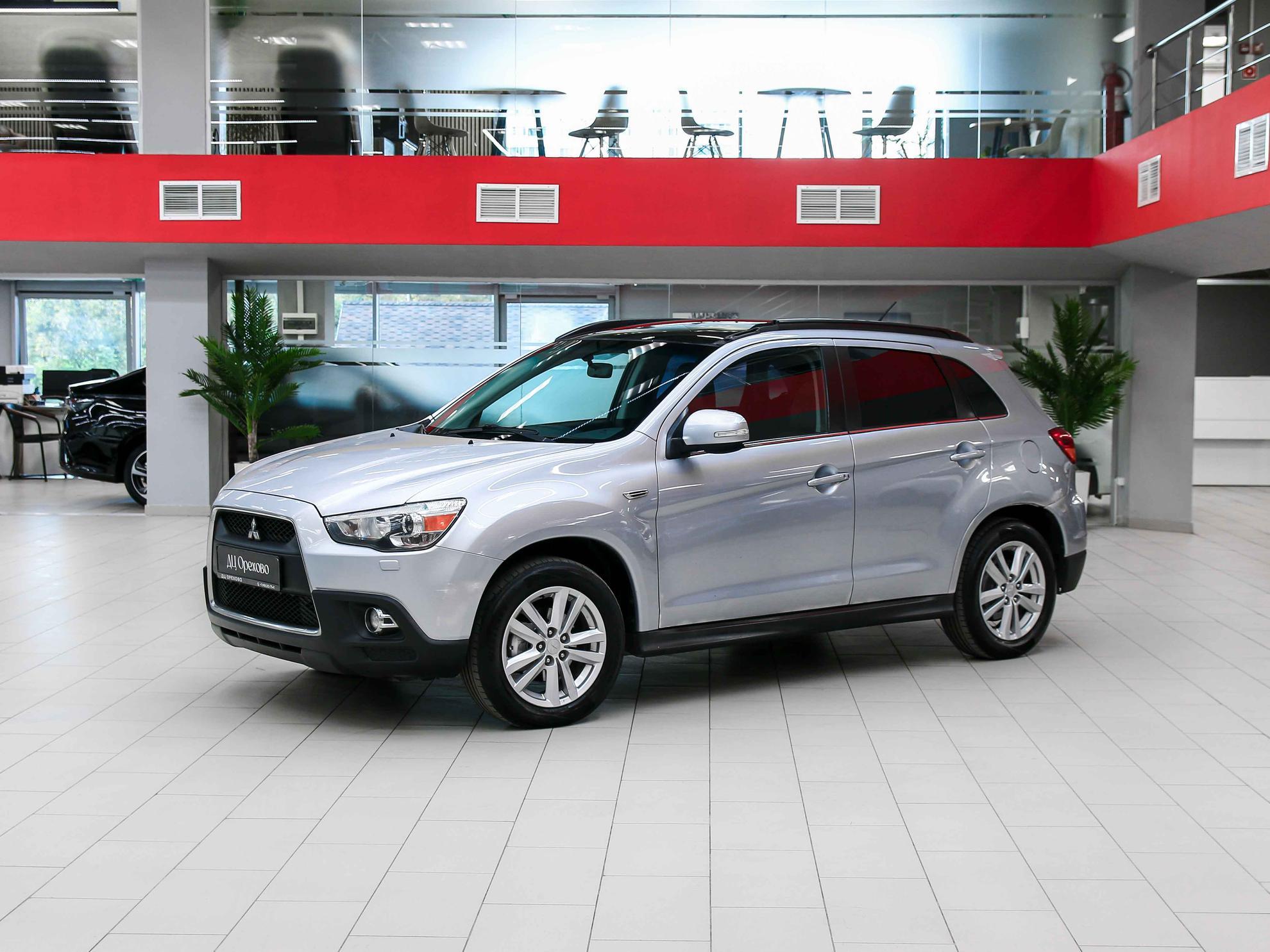 Mitsubishi ASX 2010, серебряный, ДЦ Орехово