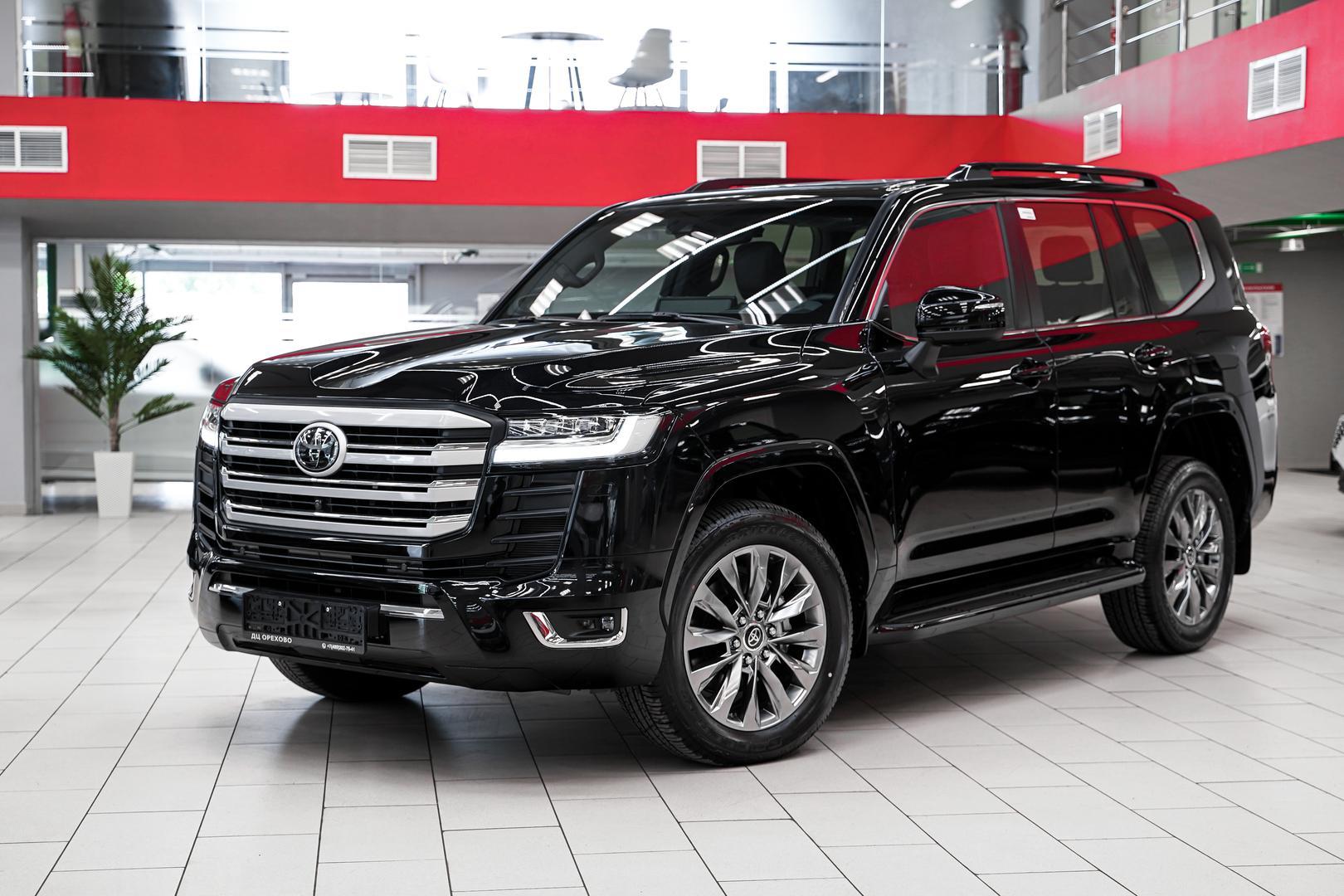 Toyota Land Cruiser 2024, черный, ДЦ Орехово
