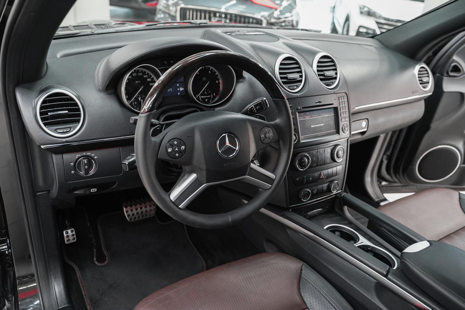 Mercedes-Benz GL-Класс 2012, черный, ДЦ Орехово