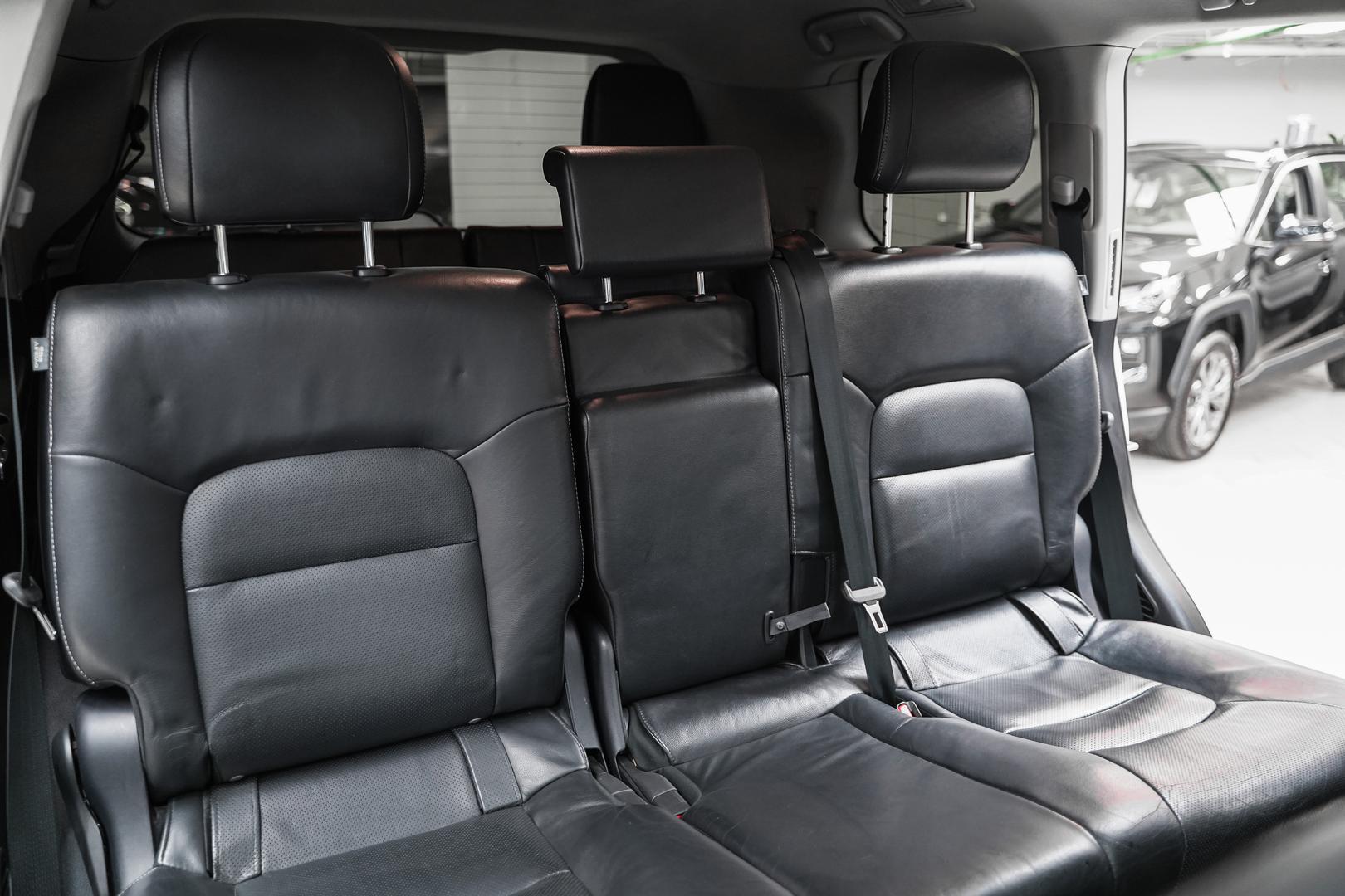 Toyota Land Cruiser 2014, белый, ДЦ Орехово