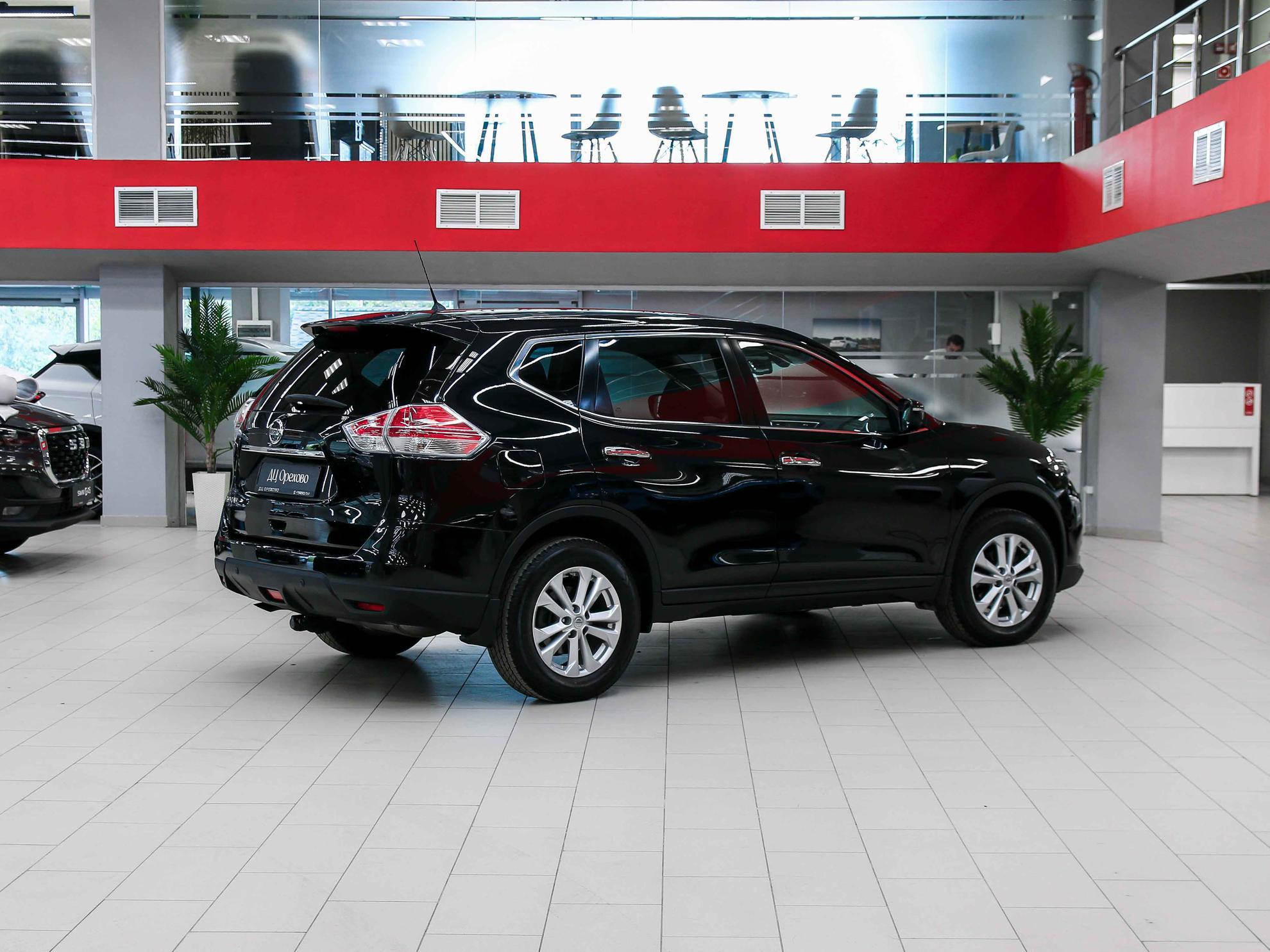 Nissan X-Trail 2016, черный, ДЦ Орехово