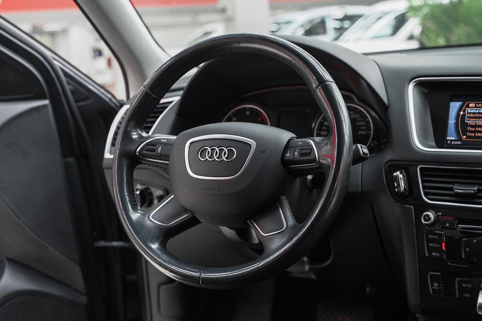 Audi Q5 2013, серый, ДЦ Орехово