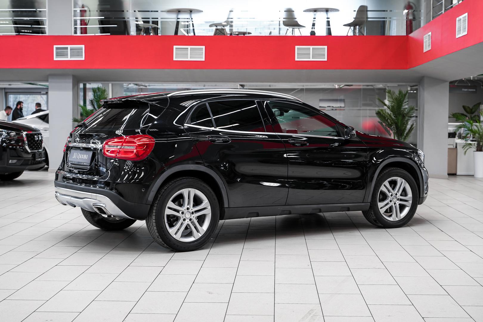 Mercedes-Benz GLA 2015, черный, ДЦ Орехово
