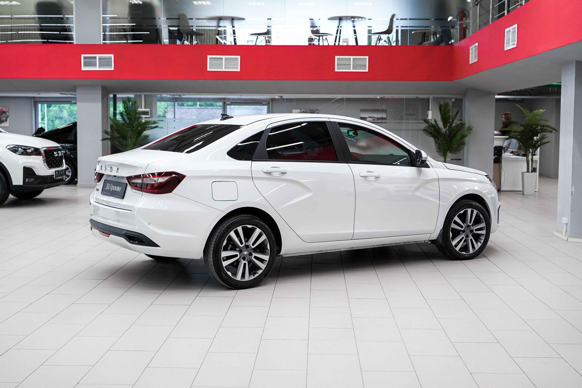 LADA (ВАЗ) Vesta 2023, белый, ДЦ Орехово